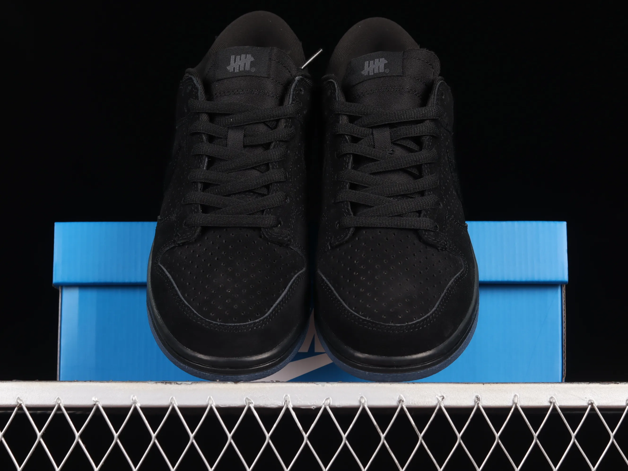 All categories Nk SB Dunk series Nk SB Dunk Low low-top sneakers Nk SB Dunk Low SB smashed backboard fashion casual sneakers DO9329-001